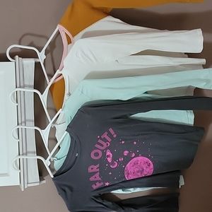 Lot of long sleeve t's